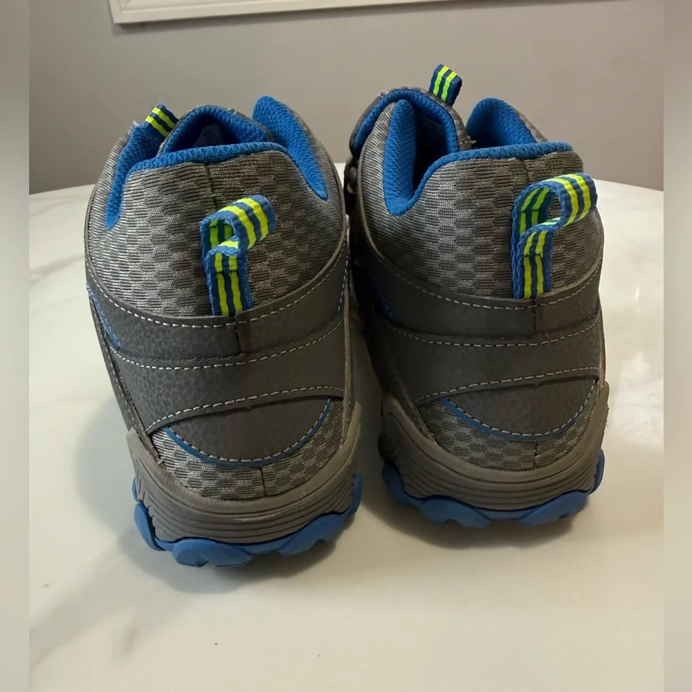 Merrell durable kids